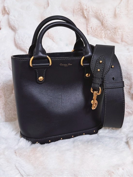 Dior Handbags - Dior Dioravenue Bucket Bag